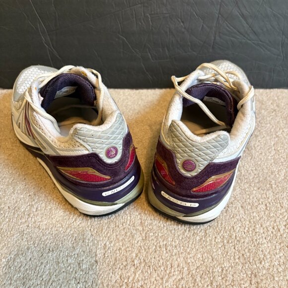 New Balance 1540 Women's Running Shoes Size 9 Gray Pink W1540WP1 - Picture 4 of 10